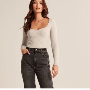 Abercrombie & Fitch Long-Sleeve Sweetheart Sweater Bodysuit, Medium, Cream